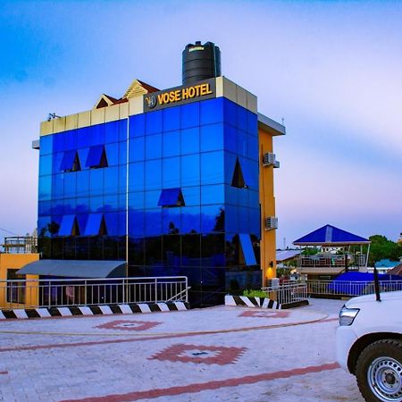 Vose Hotel & Spa Dar Es Salaam Exteriör bild