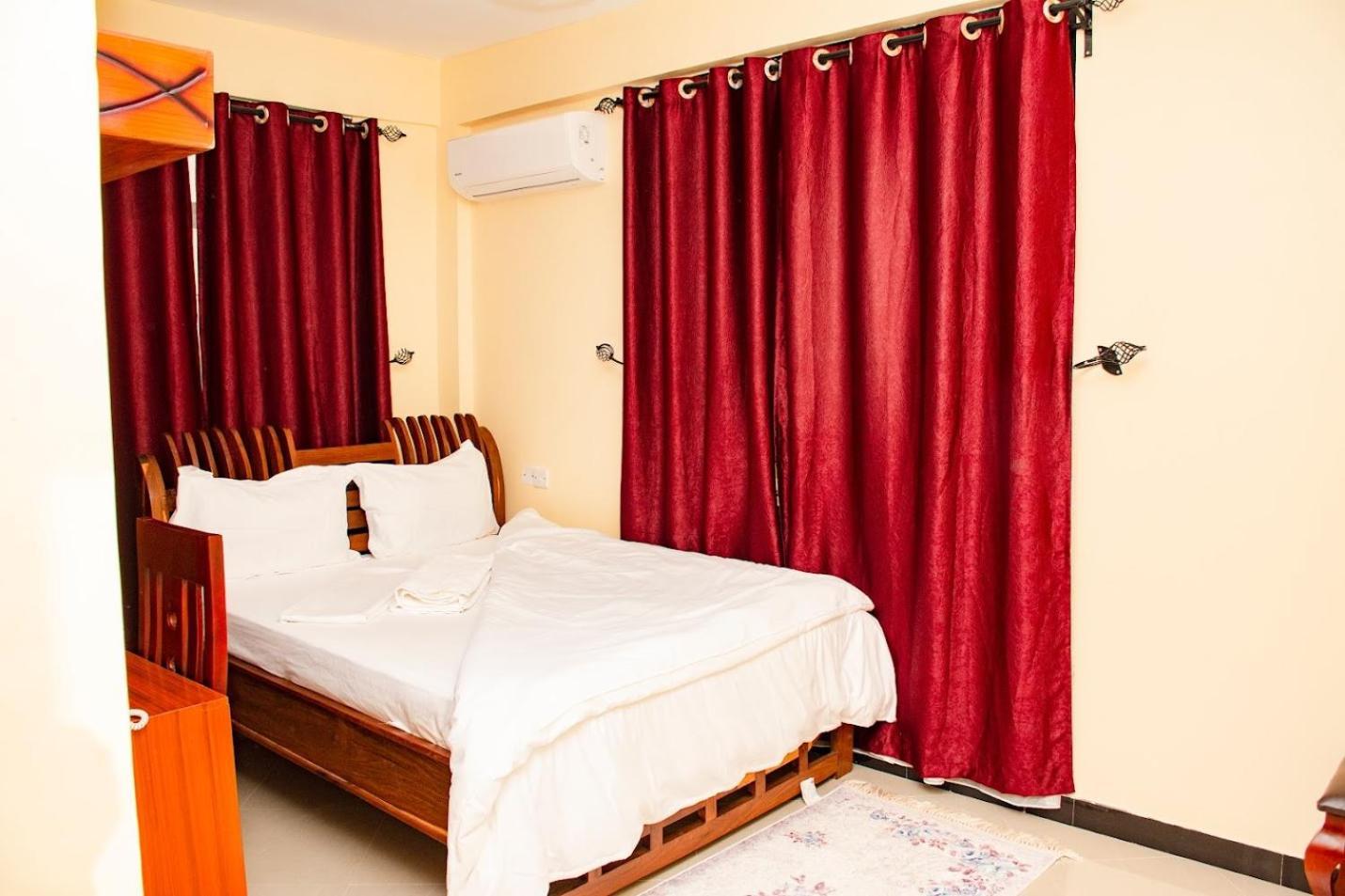Vose Hotel & Spa Dar Es Salaam Exteriör bild